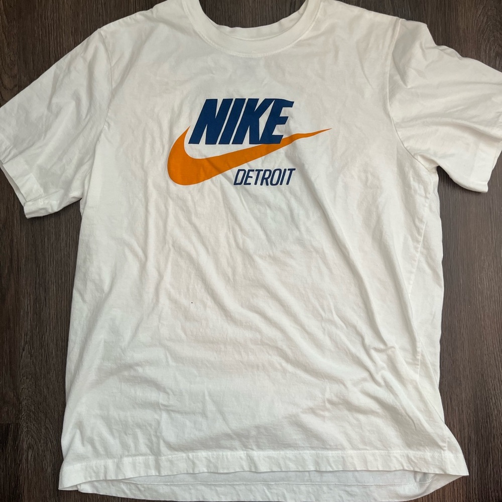 Nike Detroit Michigan Logo Shirt L